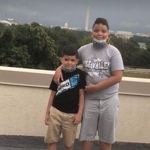 Meet your Posher, Johnny